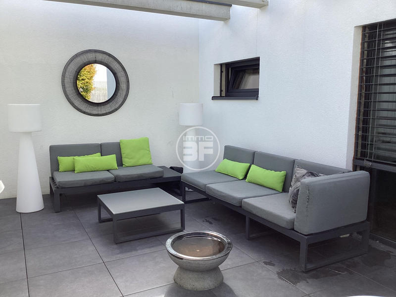 Maison - 149 m² - 4 pièces