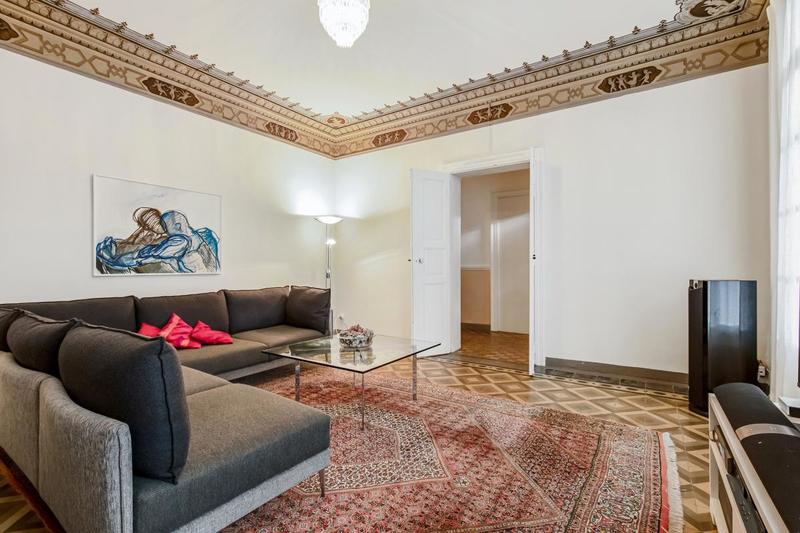 Maison - 186 m² - 8 pièces