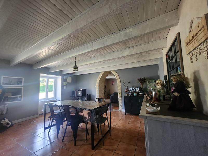 Maison - 120 m² - 5 pièces