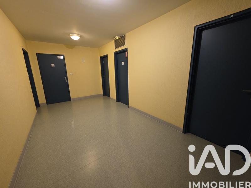 Appartement - 80 m² - 3 pièces