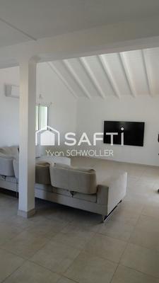 Maison - 174 m² - 9 pièces