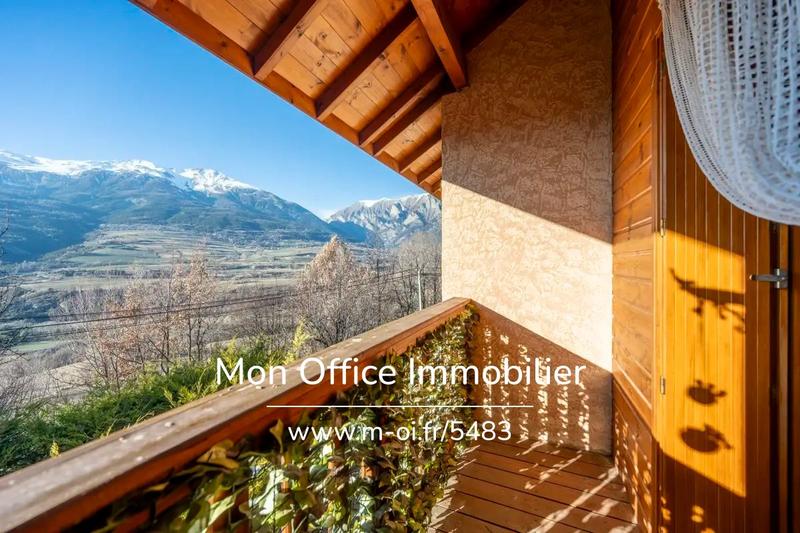 Maison - 99 m² - 4 pièces