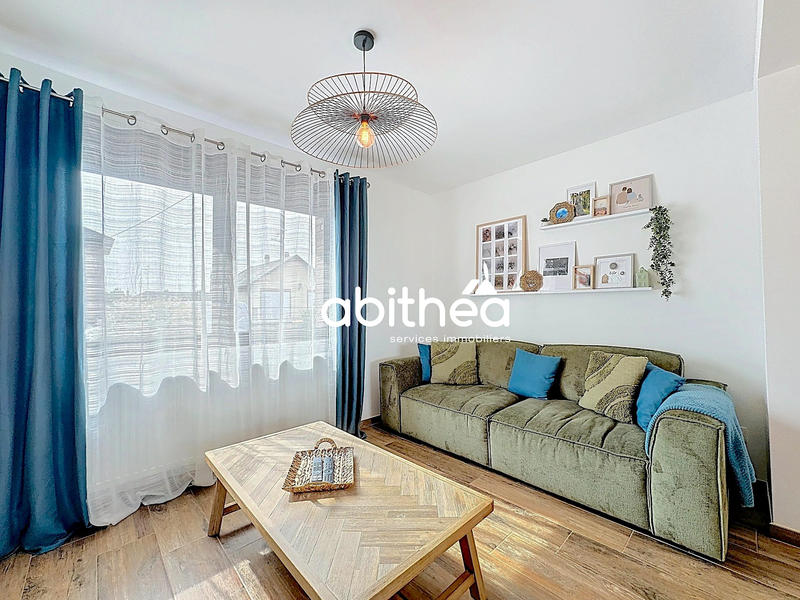 Maison - 95 m² - 4 pièces