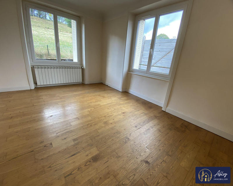 Maison - 139 m² - 7 pièces