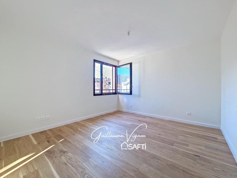 Maison - 147 m² - 6 pièces