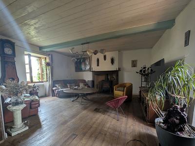 Maison - 196 m² - 7 pièces