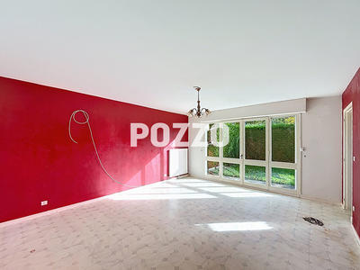 Maison - 95 m² - 5 pièces