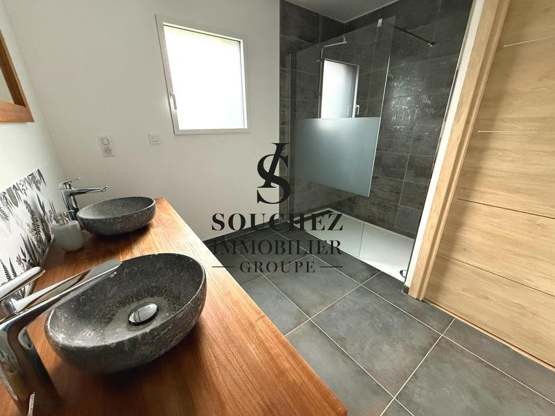 Maison - 185 m² - 7 pièces