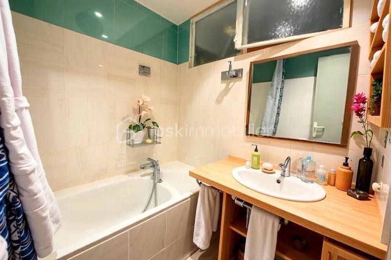 Duplex - 87 m² - 6 pièces