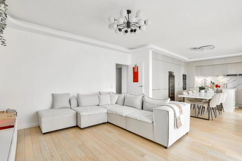 Appartement - 106 m² - 5 pièces