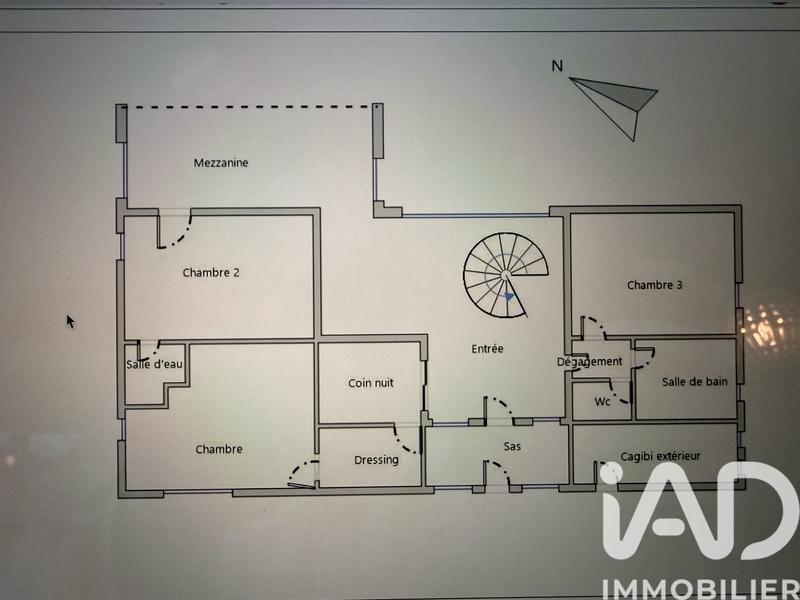 Maison - 304 m² - 8 pièces