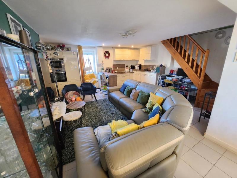 Maison de ville - 87 m² - 4 pièces