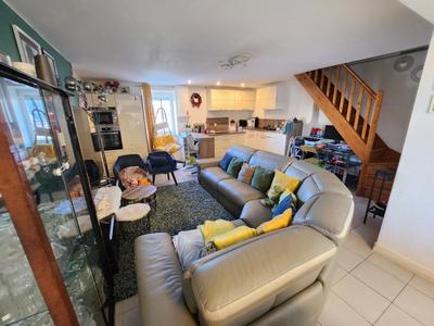 Maison de ville - 87 m² - 4 pièces