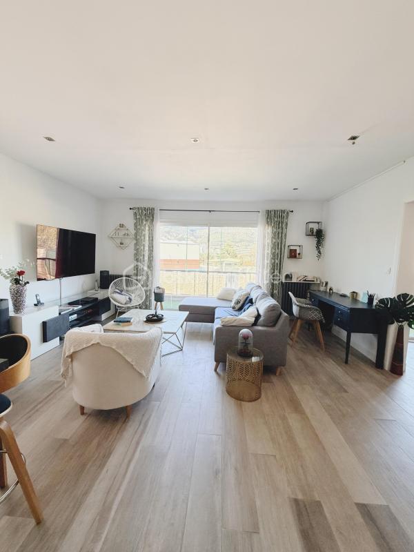 Appartement - 105 m² - 4 pièces