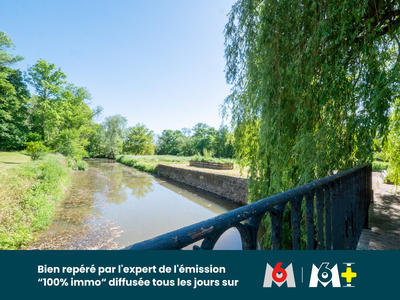 Maison - 456 m² - 16 pièces