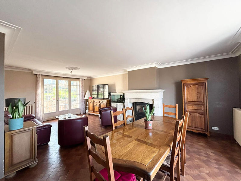 Maison - 120 m² - 6 pièces