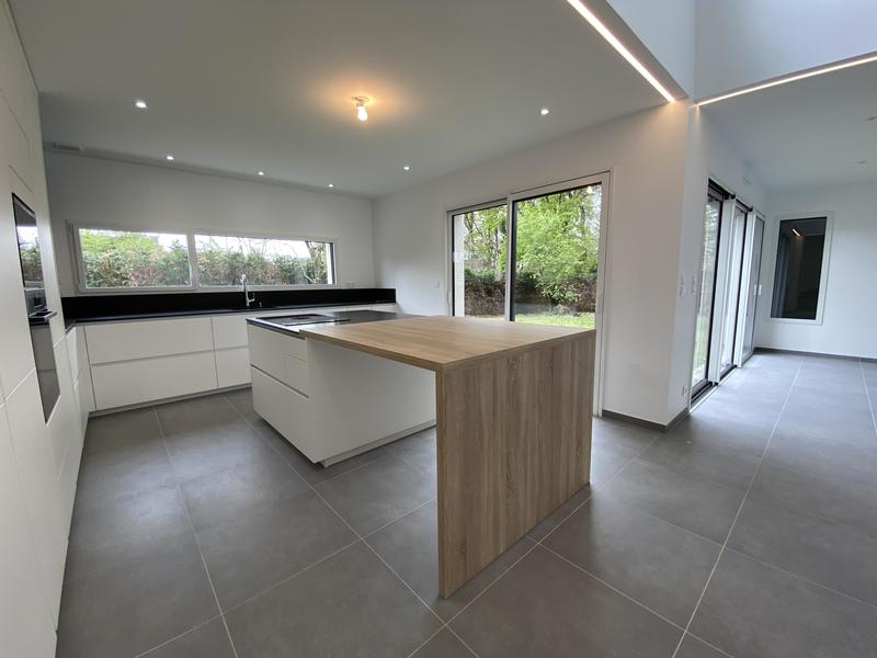 Maison - 160 m² - 7 pièces