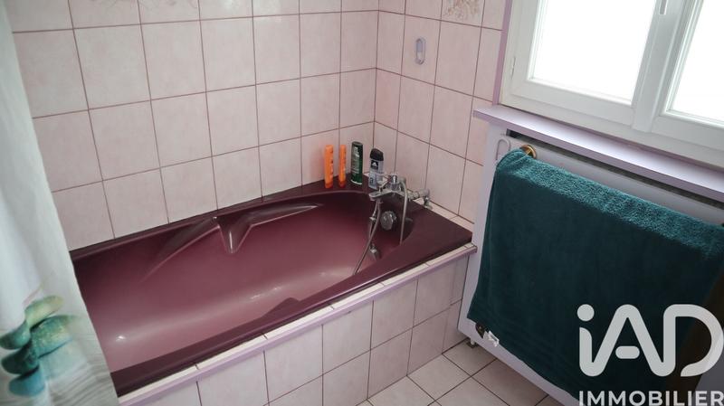 Maison - 180 m² - 6 pièces