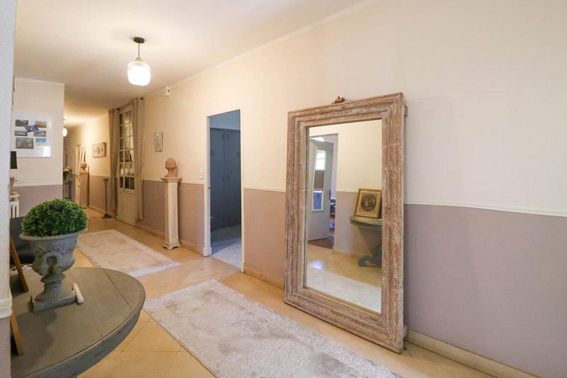 Demeure - 480 m² - 15 pièces