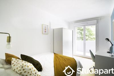 Chambre - 10 m² - 1 pièce