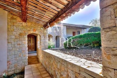 Maison - 385 m² - 9 pièces