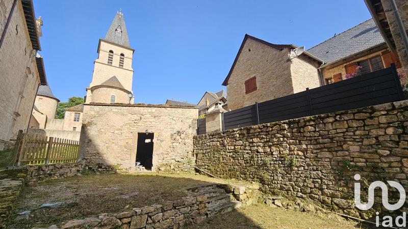 Maison de village - 216 m² - 12 pièces