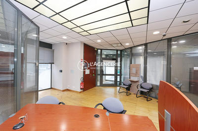 Local commercial - 202 m²