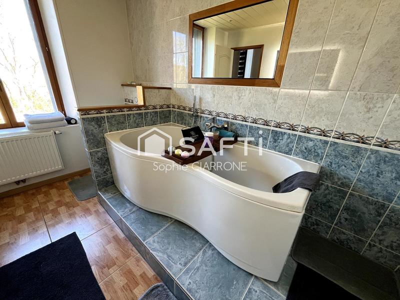 Maison - 110 m² - 5 pièces