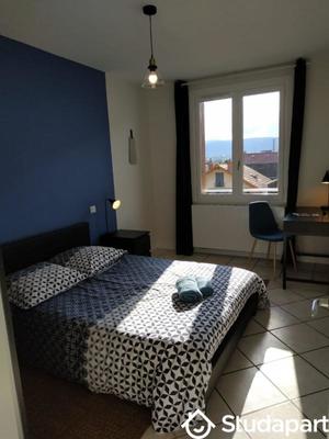 Chambre - 12 m² - 1 pièce