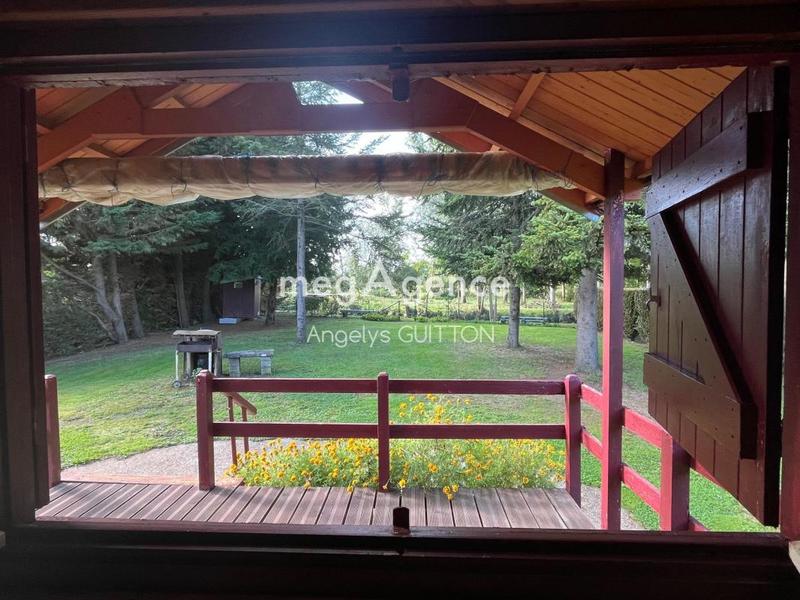 Terrain de loisirs - 1 800 m²