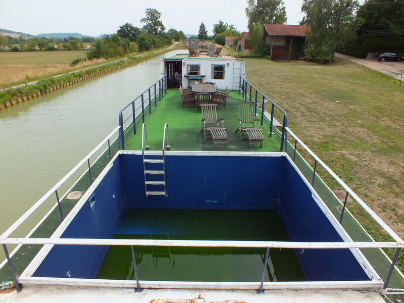 Péniche - 172 m² - 7 pièces