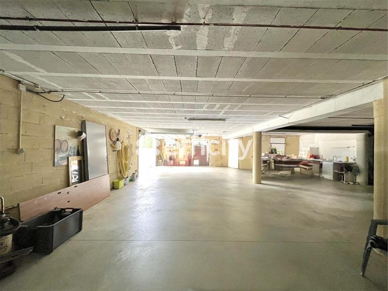 Maison - 179 m² - 5 pièces