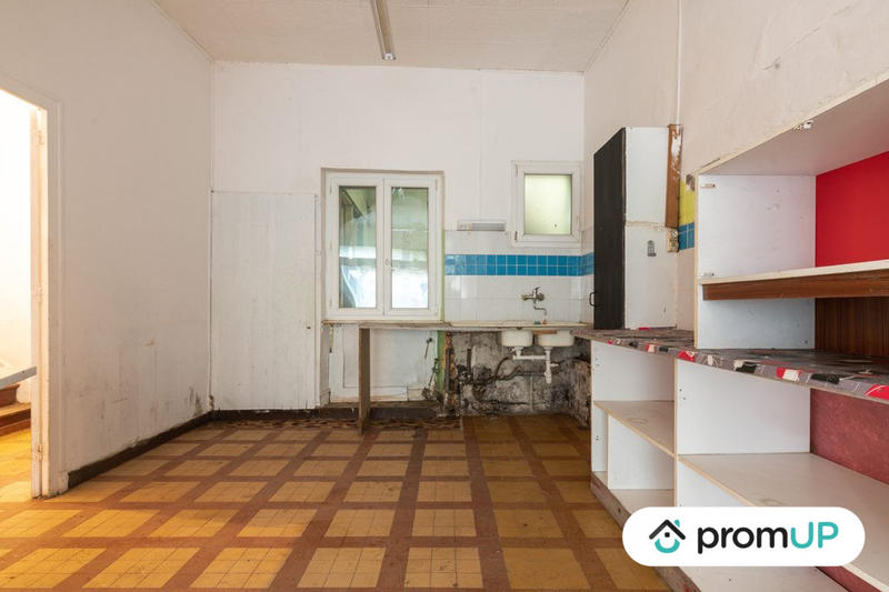 Maison - 190 m² - 9 pièces