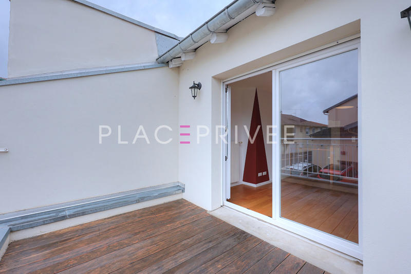 Maison - 152 m² - 8 pièces