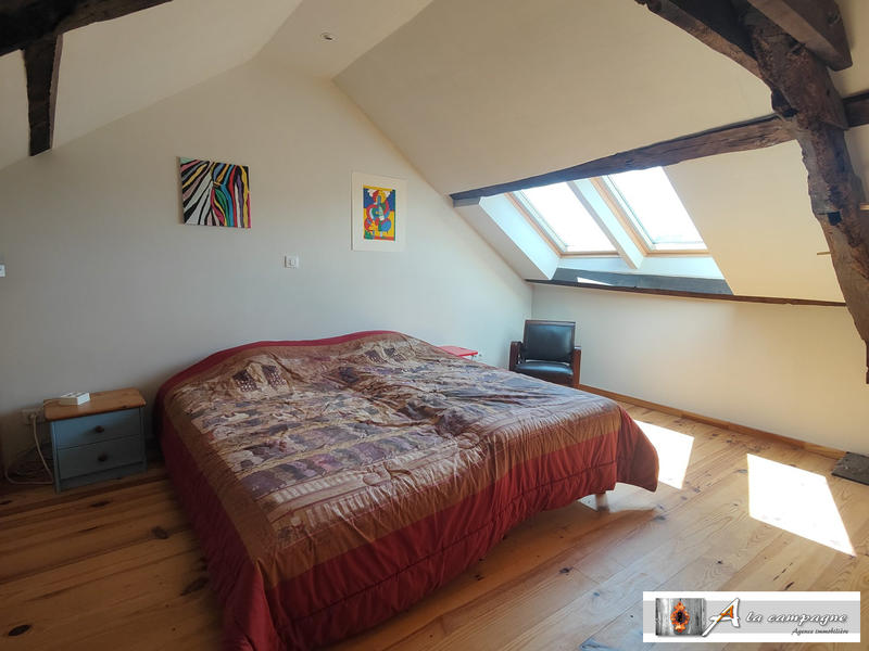 Maison ancienne - 215 m² - 6 pièces