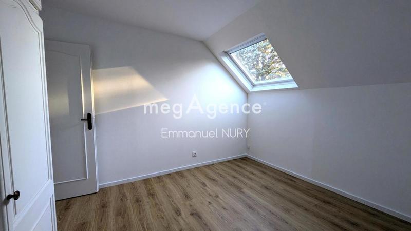 Maison - 178 m² - 8 pièces