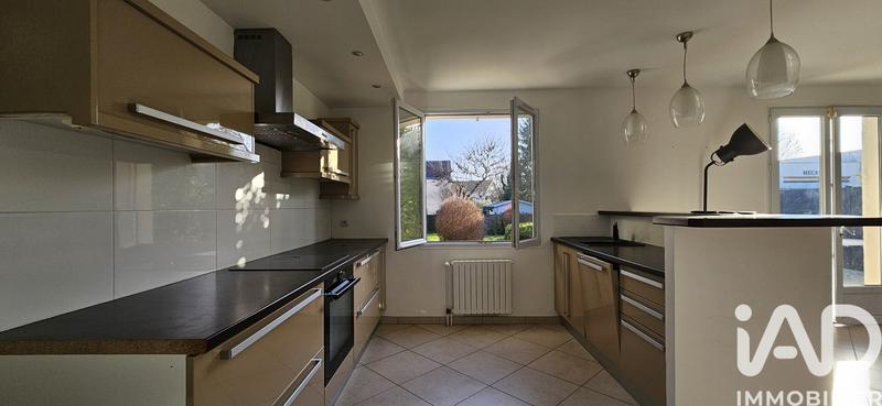 Maison - 102 m² - 4 pièces