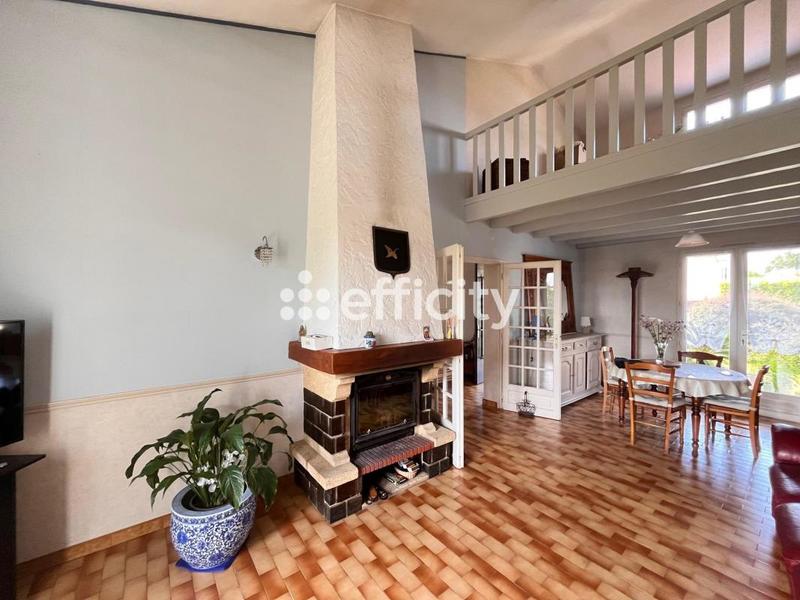 Maison - 105 m² - 5 pièces