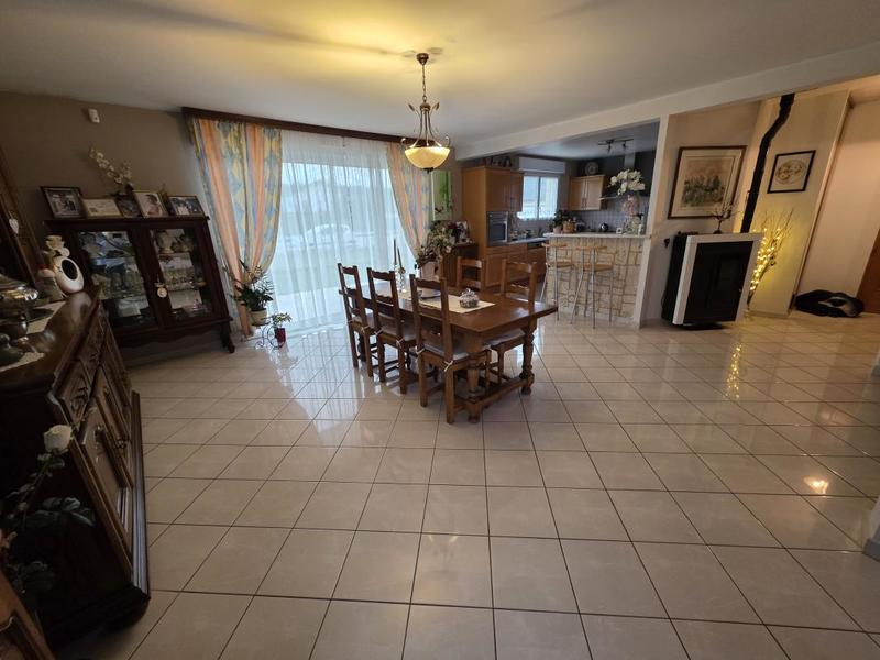 Pavillon - 160 m² - 6 pièces