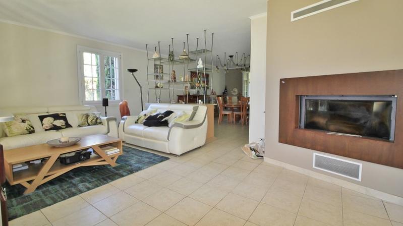 Villa - 220 m² - 7 pièces