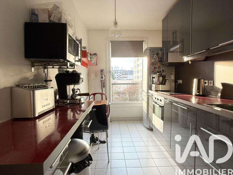 Appartement - 80 m² - 3 pièces