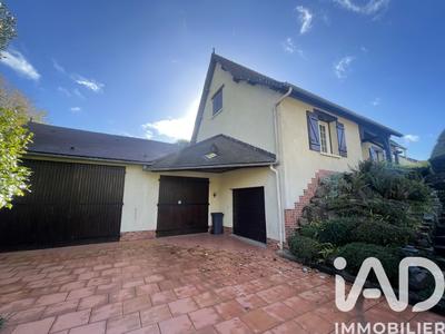 Maison - 143 m² - 5 pièces