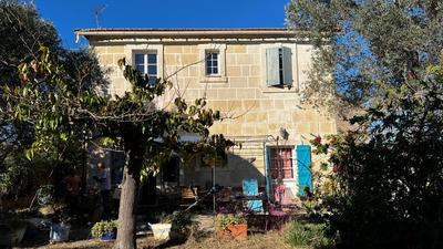 Mas - 275 m² - 9 pièces