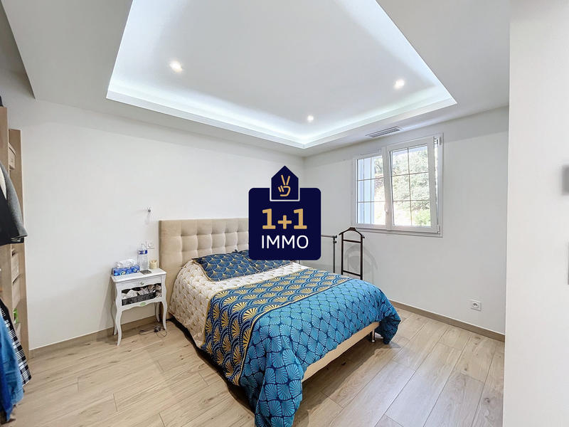 Villa - 687 m² - 13 pièces