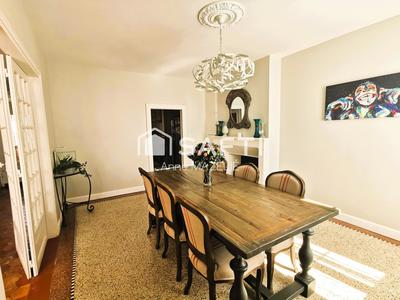 Maison - 226 m² - 7 pièces