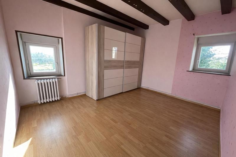Maison - 224 m² - 8 pièces