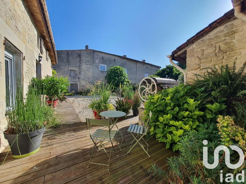 Maison - 250 m² - 7 pièces