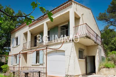 Maison - 162 m² - 6 pièces