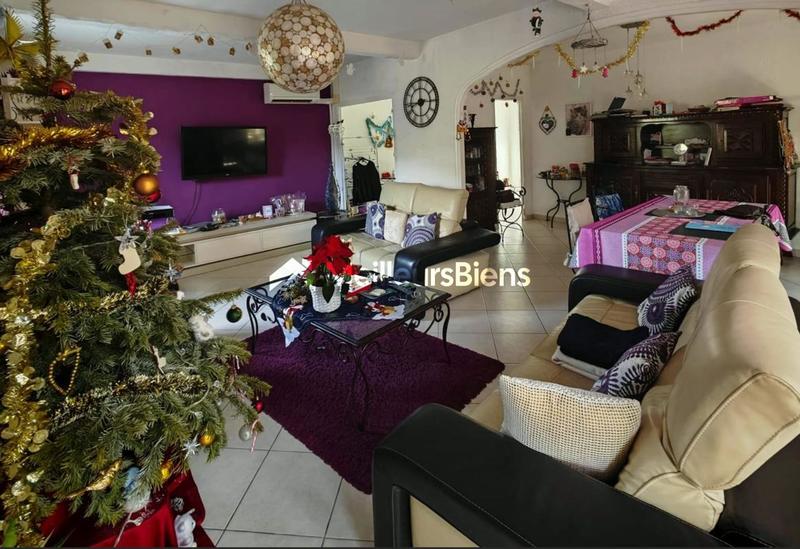 Maison - 150 m² - 6 pièces