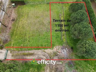 Terrain - 1 100 m²